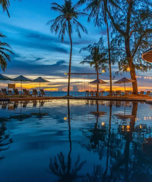 07-SAii-Laguna-Phuket-resort-exterior-pool-sunset